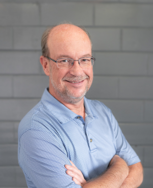 Portrait photo of Richard Knebel